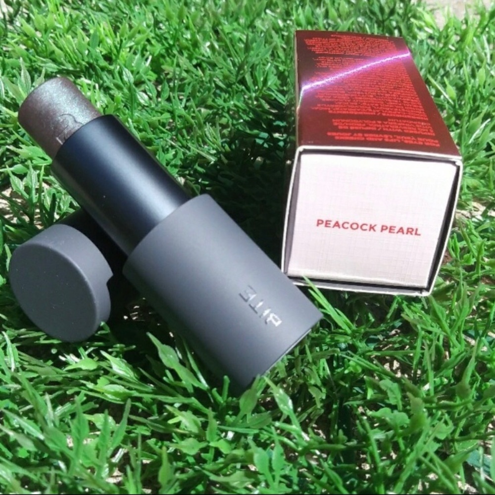 NWT BITE BEAUTY- Prismatic Peacock Pearl M. Stick